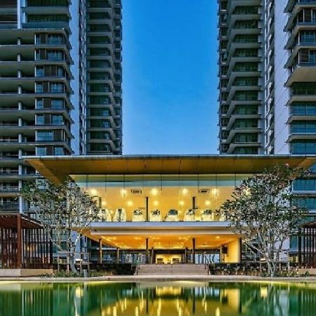 Iskandar Residences 3 Bedroom ヌサジャヤ エクステリア 写真