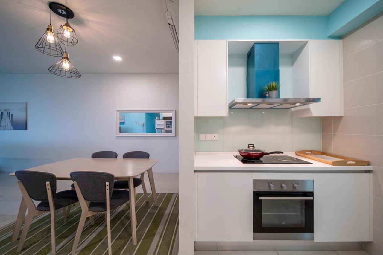 Iskandar Residences 3 Bedroom ヌサジャヤ エクステリア 写真