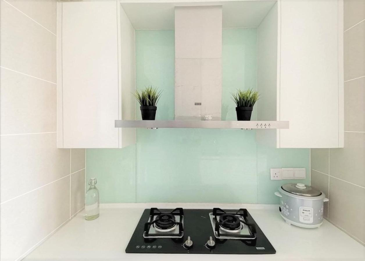 Iskandar Residences 3 Bedroom ヌサジャヤ エクステリア 写真