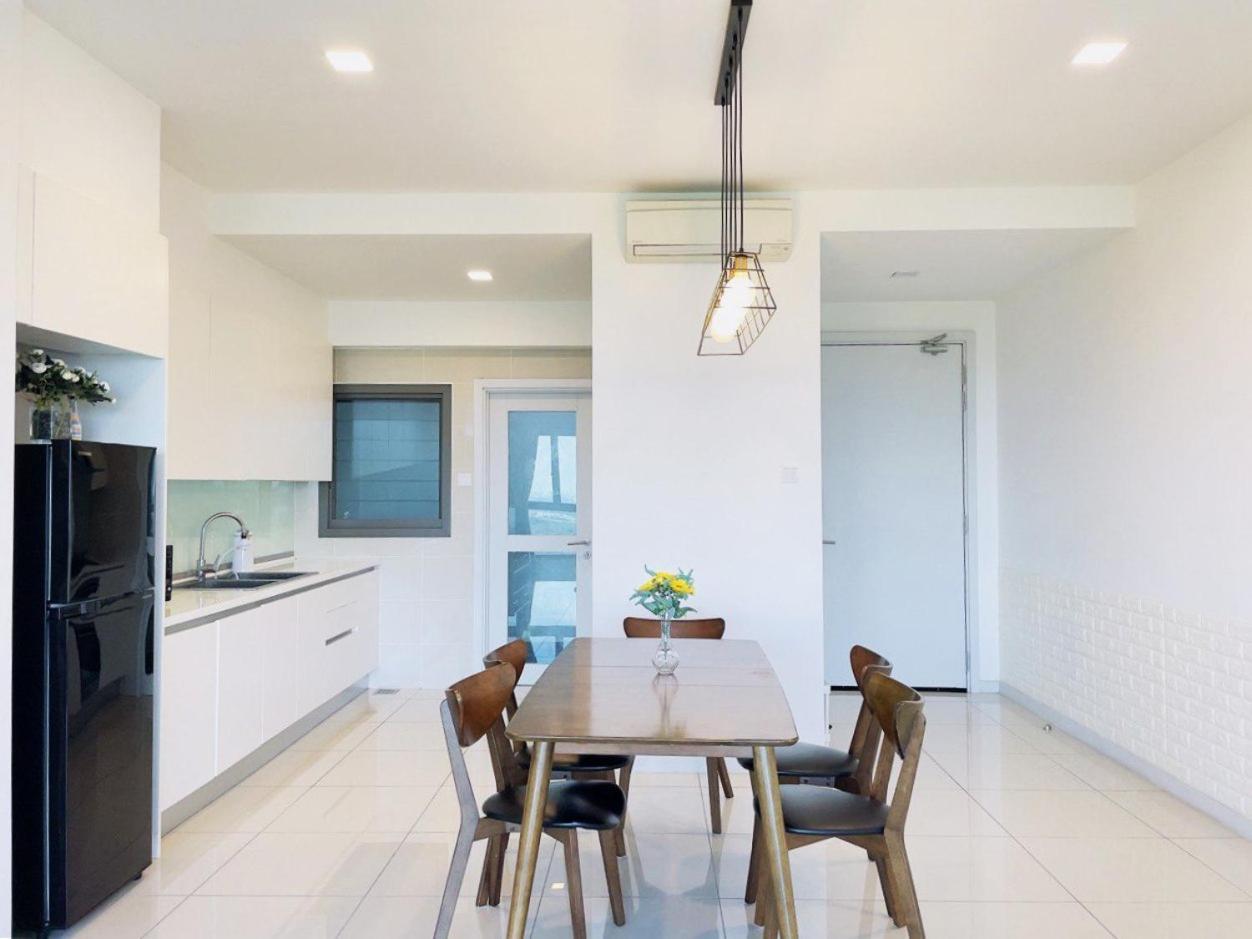 Iskandar Residences 3 Bedroom ヌサジャヤ エクステリア 写真