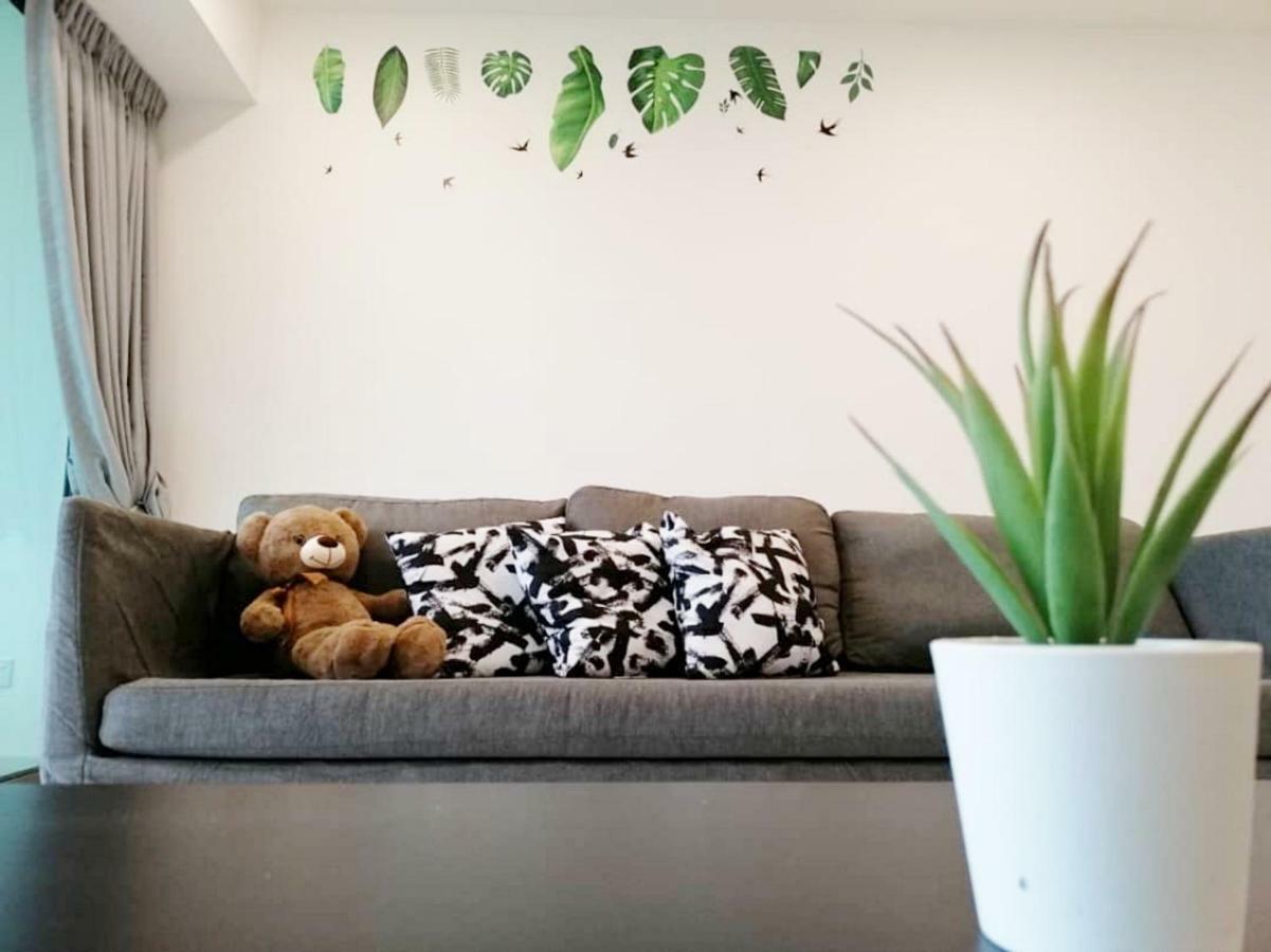 Iskandar Residences 3 Bedroom ヌサジャヤ エクステリア 写真